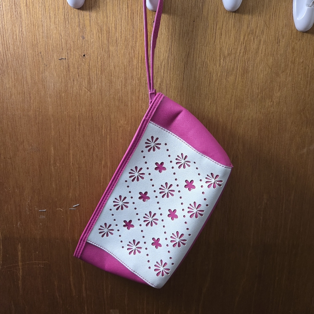 Vera Bradley leather wristlet